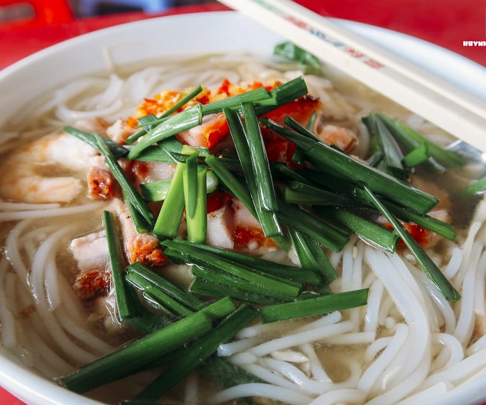 Longan tree noodle soup - delicious restaurant in Soc Trang