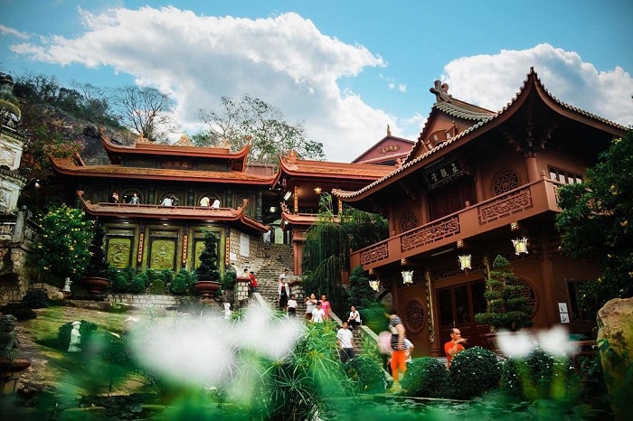 Famous temples in Tay Ninh - Hang Pagoda