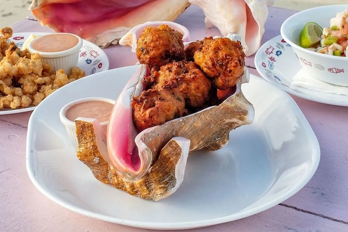 Món ốc xà cừ nổi tiếng ở Bahamas - Du lịch Bahamas