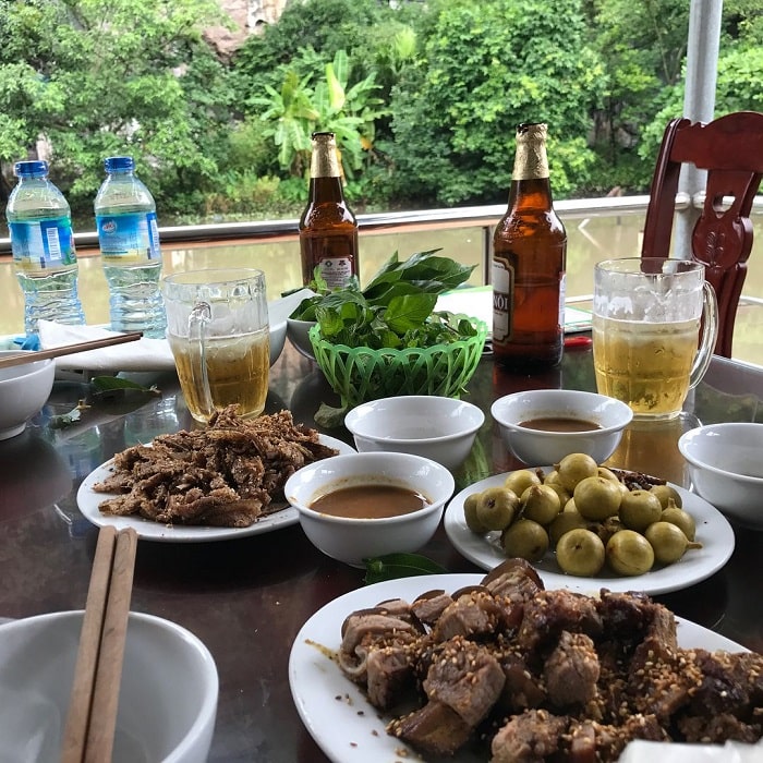 Delicious goat meat restaurant in Ninh Binh - Chinh Thu restaurant