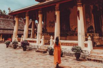 Đến đền Wat Si Saket Lào chiêm ngưỡng những bức tượng không đầu