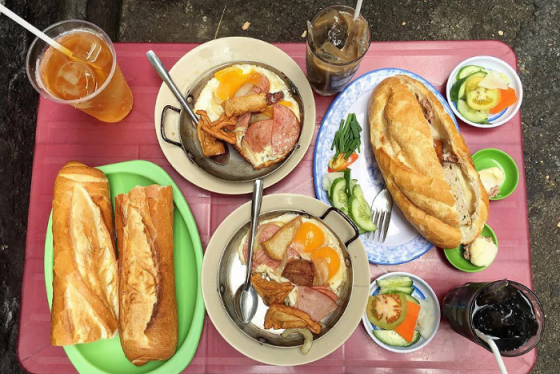 Điểm danh những quán bánh mì ngon ở Sài Gòn nổi tiếng và đông khách nhất