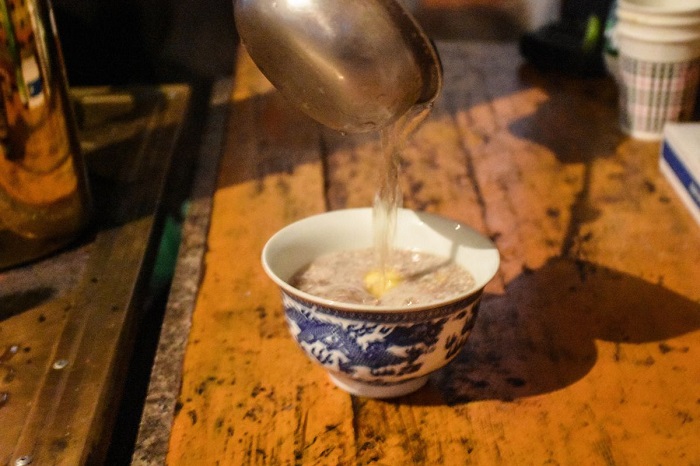 Thử trà bơ yak - trải nghiệm du lịch Đông Bắc Ấn Độ