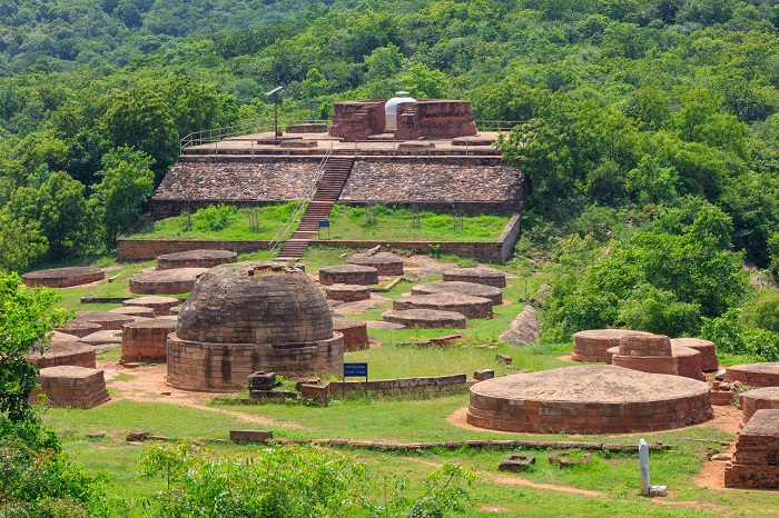 Guntupalli nổi tiếng với Hang đá Phật giáo - Du lịch Andhra Pradesh