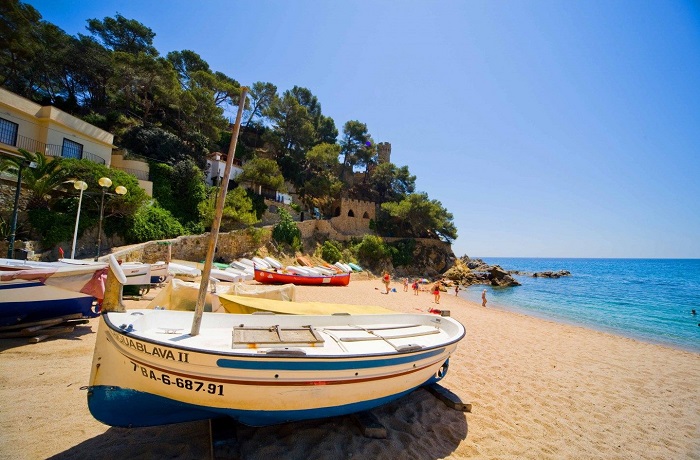 Bãi biển Cala sa Boadella, Lloret de Mar - những bãi biển đẹp nhất Tây Ban Nha