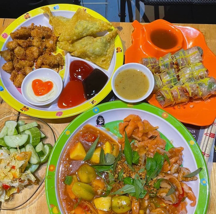 Ăn vặt đường Nguyễn Tri Phương Vũng Tàu - Thảo quán