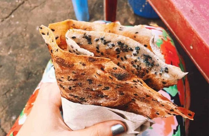 Quán bánh tráng nướng mắm ruốc Phan Thiết ngon - Bánh tráng nướng cô Bảy