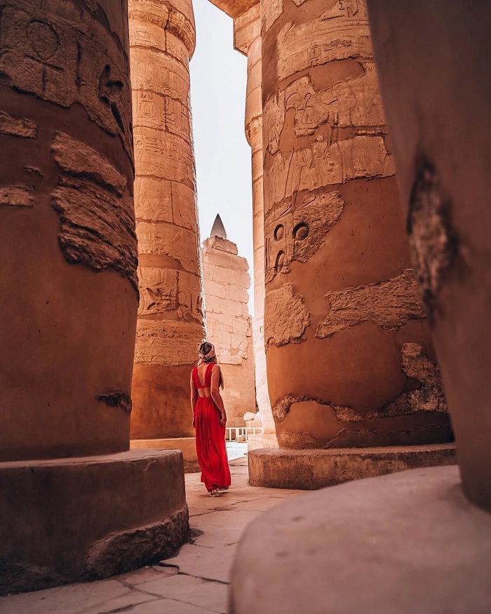Đền Karnak là điểm tham quan nổi tiếng ở thành phố Luxor Ai Cập 