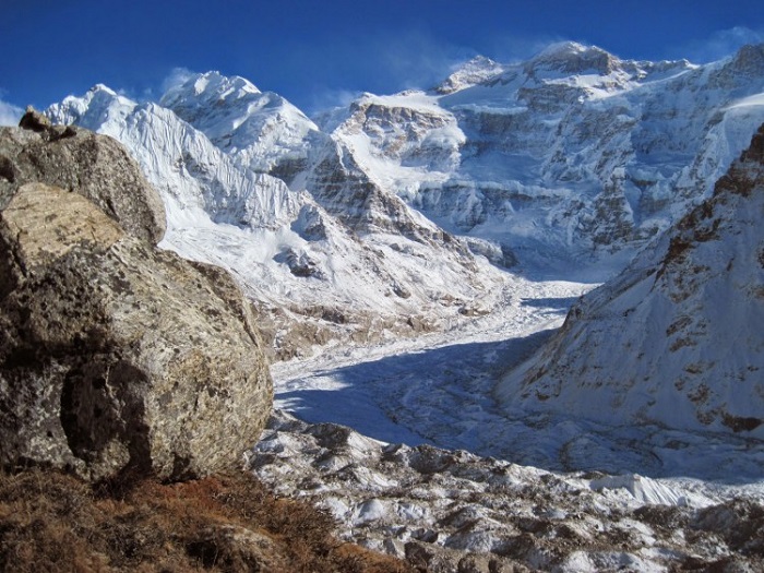 Đèo Mesokanto La là một trong những cung đường đèo ở Nepal nổi tiếng 