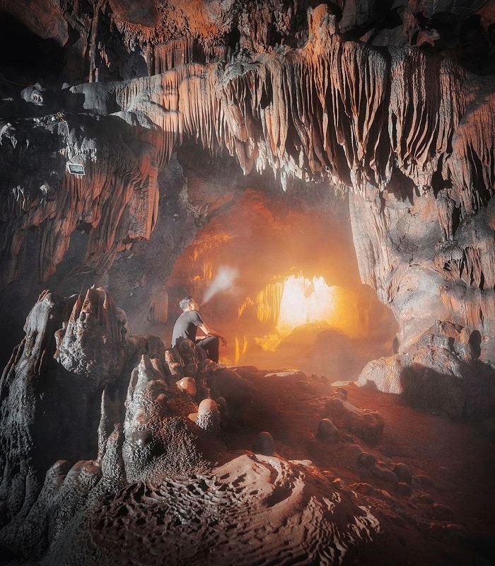 Nga Son tourist destination - Tu Thuc cave