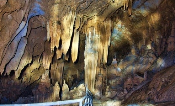 Caves in Hoa Binh - Nam Son Cave