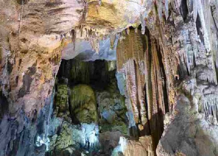hang động ở Hoà Bình - động Tiên Phi
