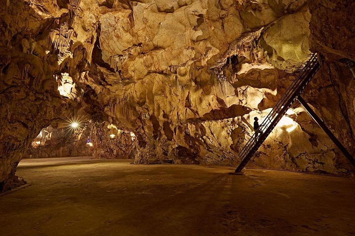 hang động ở Hoà Bình - hang Mỏ Luông