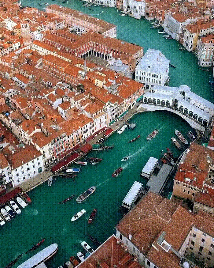 Kênh đào Venice là kênh đào nổi tiếng thế giới nằm ở Ý