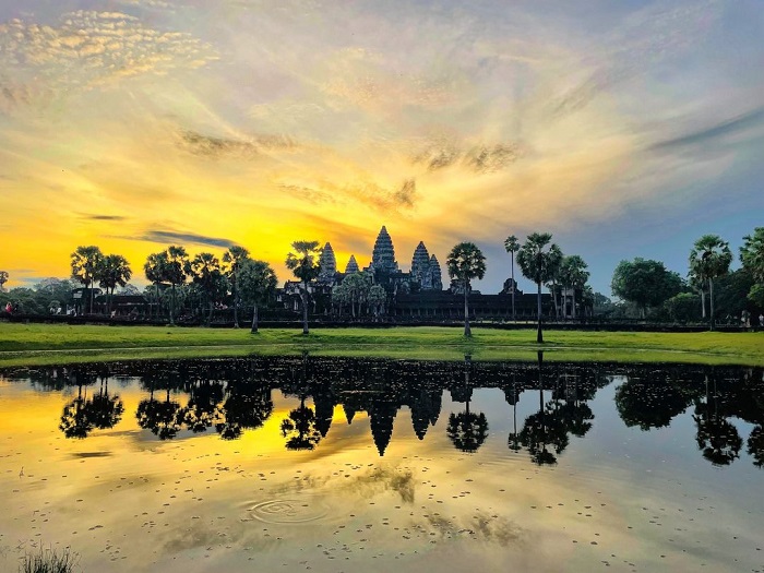 Angkor Wat là ngôi đền đẹp ở châu Á nằm tại Campuchia