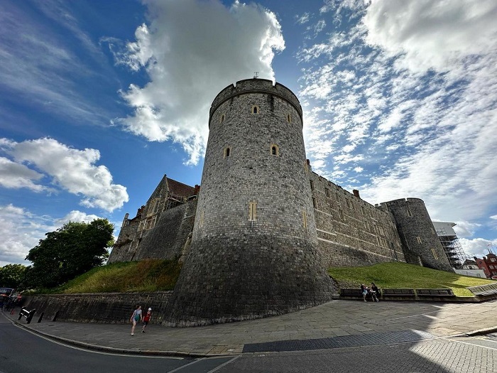 Windsor Castle là pháo đài nổi tiếng thế giới sở hữu vẻ đẹp tráng lệ
