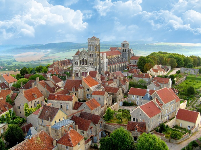 Làng Vézelay - những ngôi làng ở Burgundy