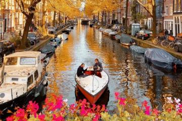 Dạo chơi ở những kênh đào nổi tiếng thế giới sở hữu cảnh đẹp lãng mạn, hữu tình