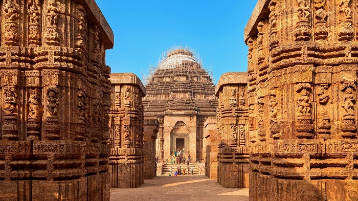 Đền Mặt trời Konark ở Odisha được lấy cảm hứng từ kiến ​​trúc đền Kalingan