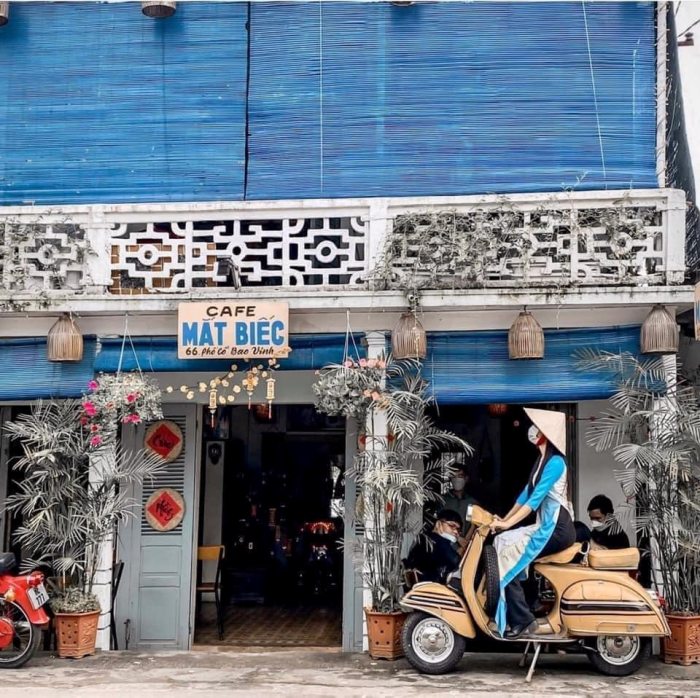 Mắt Biếc quán cafe ở phố cổ Bao Vinh