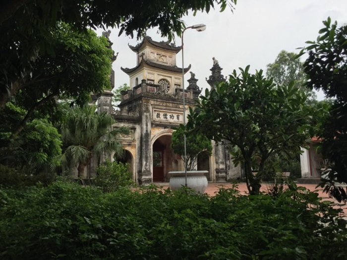 đền thờ Kinh Dương Vương - Thành cổ Luy Lâu
