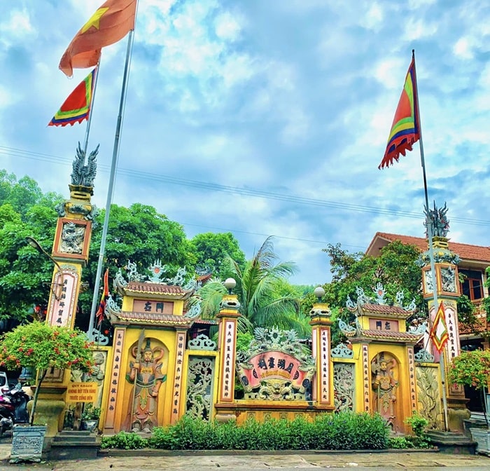 đền thờ ở Bắc Giang - Đền Nguyệt Hồ 