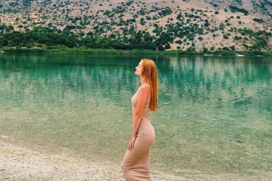 Có một hồ Kournas mang vẻ đẹp bình yên giữa lòng đảo Crete, Hy Lạp