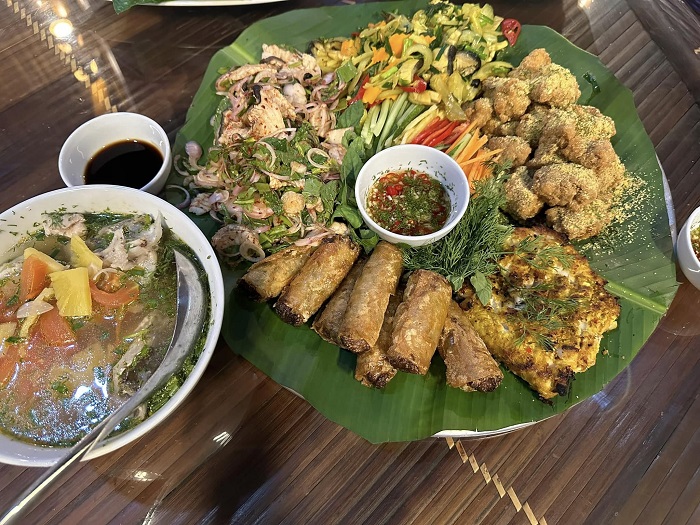 Cát Lý Camping Hà Giang mang đến nhiều món ăn đặc sản