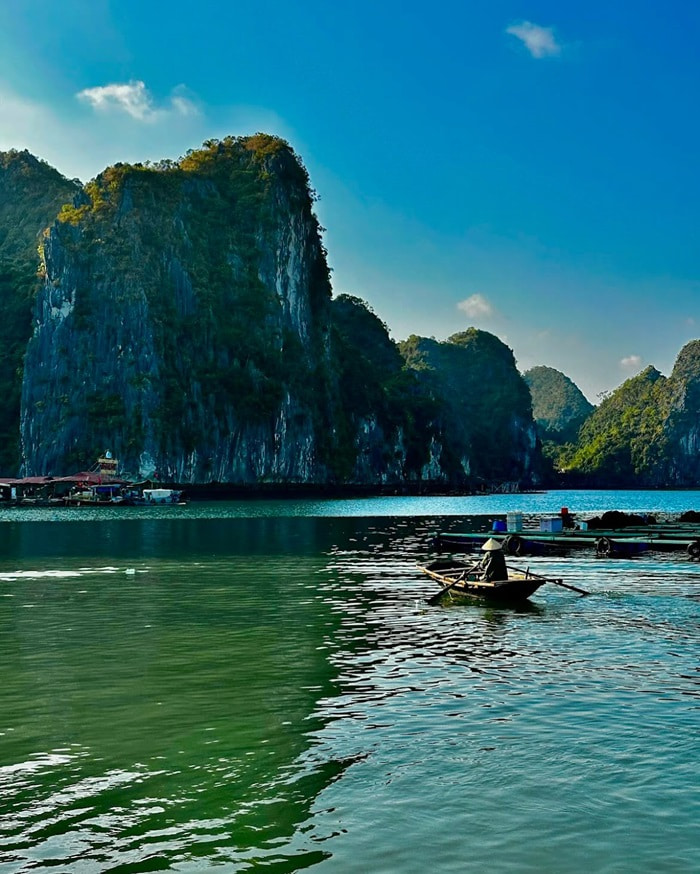 đỉnh Hải Quân Cát Bà - làng chài Việt Hải