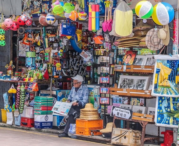 mua sắm là điểm nổi bật của khu mua sắm Stanley Hồng Kông