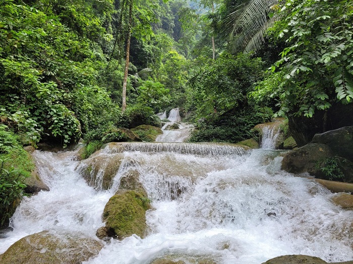 Lưu ý khi khám phá suối Bản Lù Bắc Kạn 