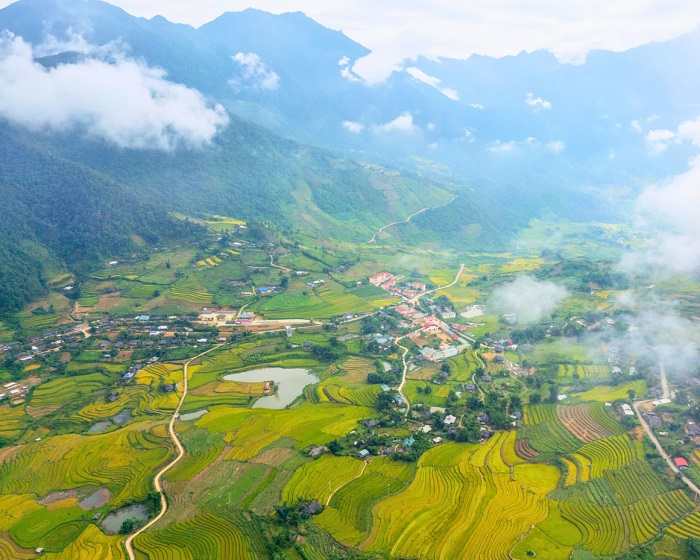 Tà Mung Lai Châu đẹp nhất vào mùa lúa chín