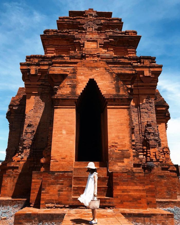 Tháp Hòa Lai di tích Chăm cổ ở Khánh Hòa 