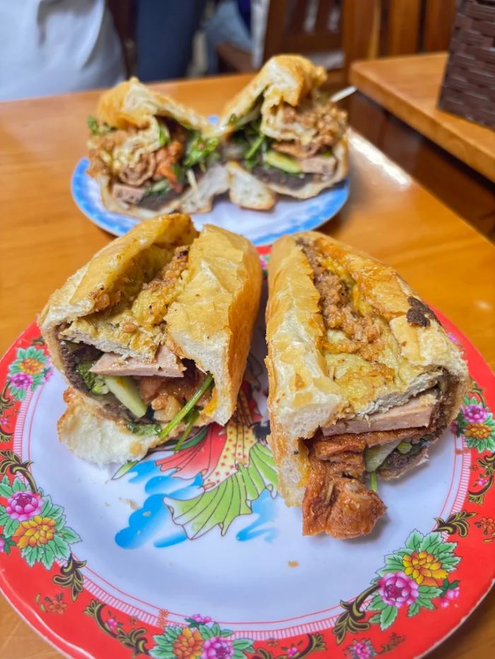 món ăn sáng ở Hội An Mì Quảng 