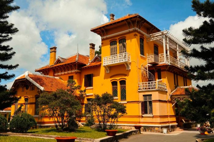Kiến Trúc Cung Nam Phương Hoàng hậu Đà Lạt