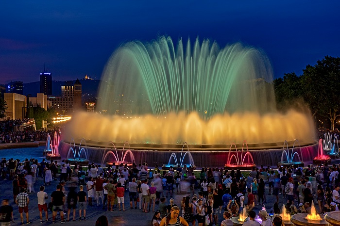 Chiêm ngưỡng đài phun nước Montjuic Barcelona