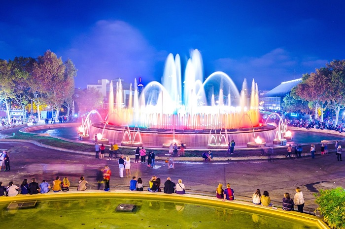 Chiêm ngưỡng đài phun nước Montjuic Barcelona