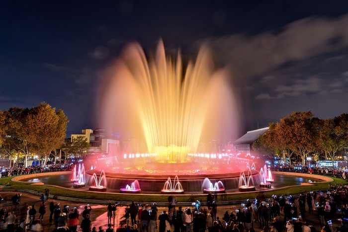 Chiêm ngưỡng đài phun nước Montjuic Barcelona