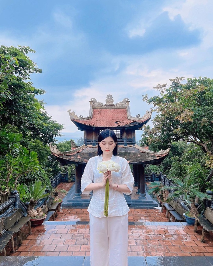 Ghé những điểm tâm linh ở Côn Đảo để tâm hồn được nhẹ nhõm - Ảnh: iVIVU
