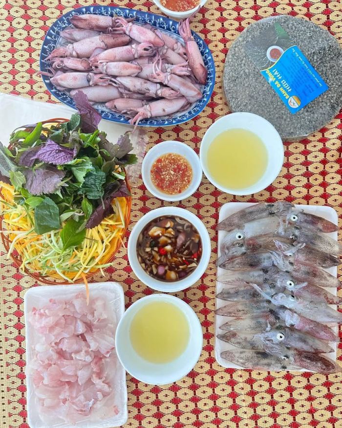 kinh nghiệm du lịch biển Bảo Ninh món local 