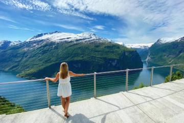 Đến vịnh Geiranger Na Uy trải nghiệm vẻ đẹp hùng vĩ làm say lòng mọi tín đồ du lịch