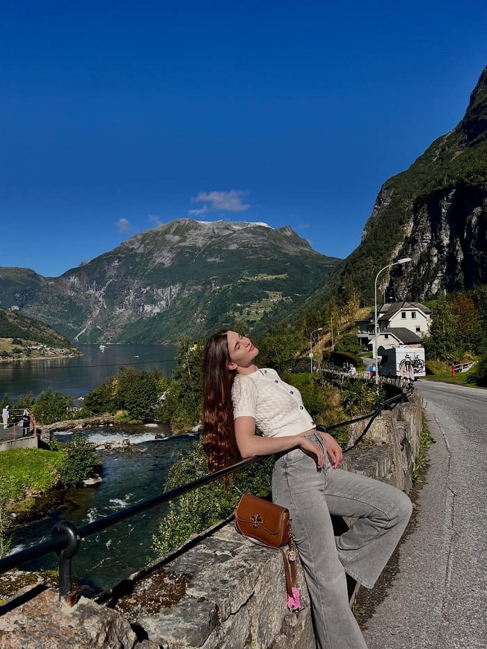 Khám phá vịnh Geirangerfjord Na Uy