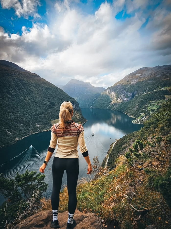 Khám phá vịnh Geirangerfjord Na Uy