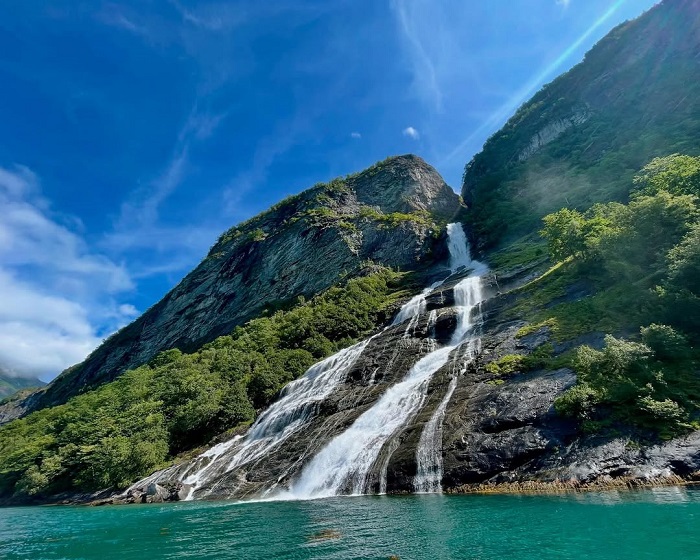 Khám phá vịnh Geirangerfjord Na Uy
