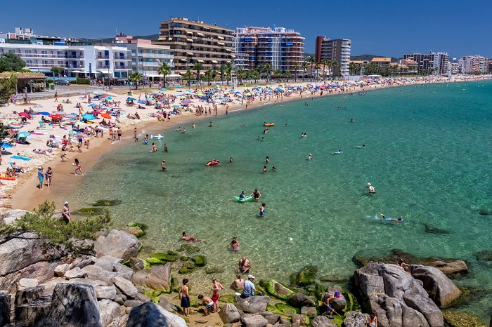 10 địa điểm du lịch Tây Ban Nha đầy thú vị dành cho mùa hè