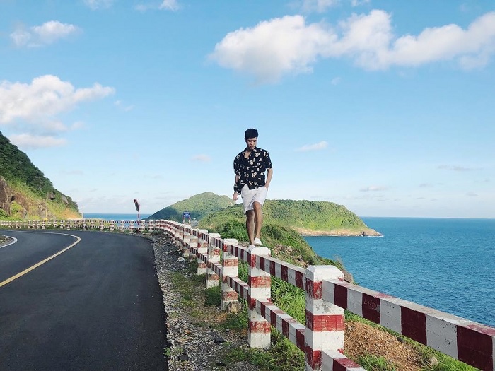 See the 'green oasis' in the middle of Con Dao sea and sky called Dam Trau