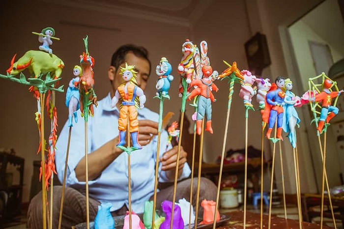 Return to childhood with the craft of shaping the computer in Hanoi