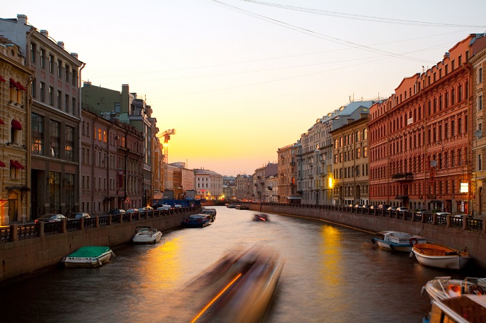 Nếu chỉ có 24h ở thành phố St. Petersburg Nga, bạn nên đi đâu?
