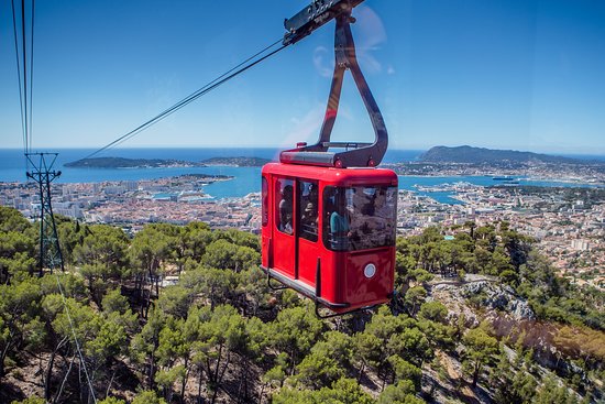 thị trấn cảng Toulon