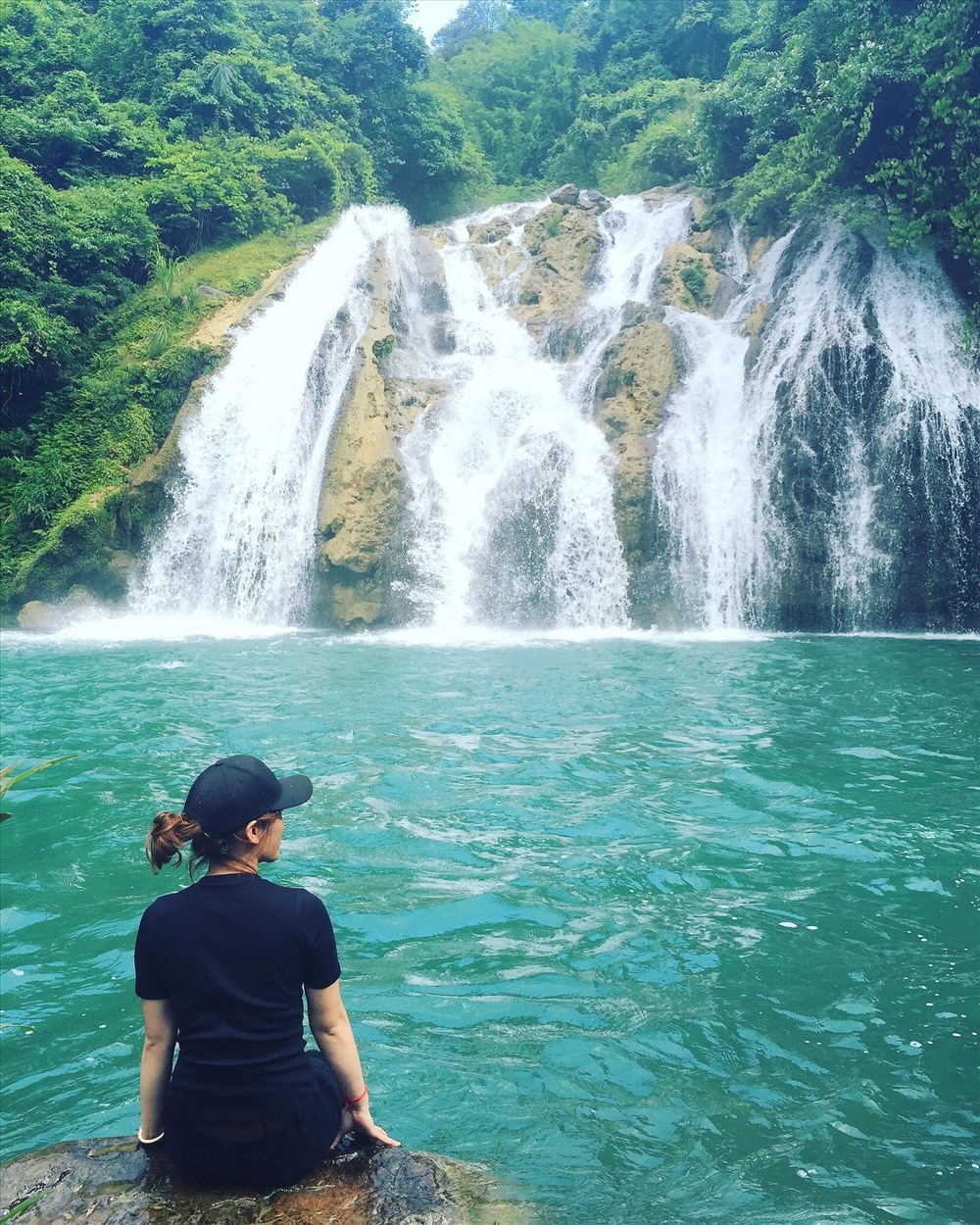 Ta Puong Waterfall - Prai Cave